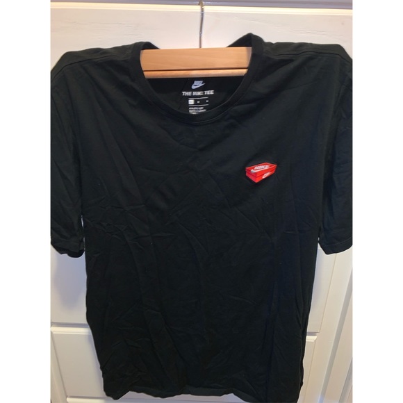 Nike box logo tee - size large - Picture 2 of 8